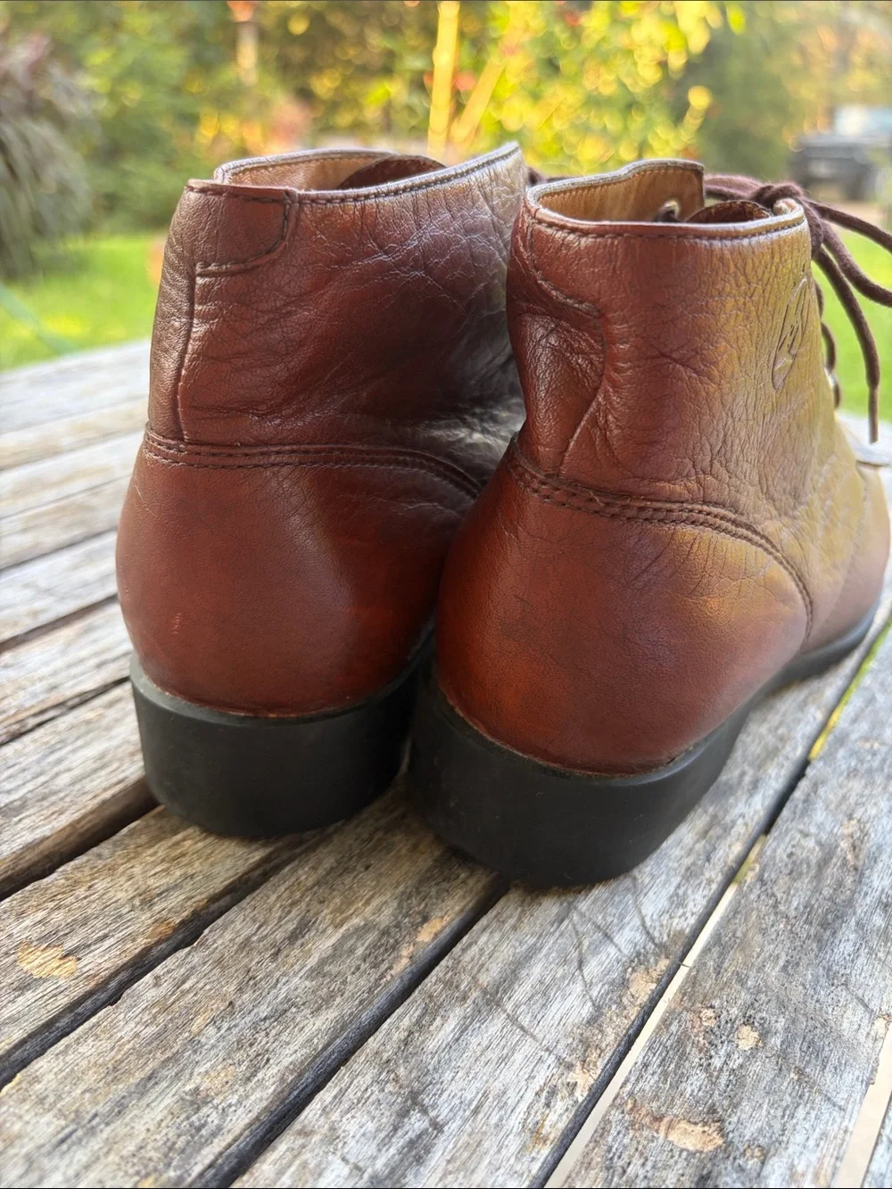 Ariat leather chukka